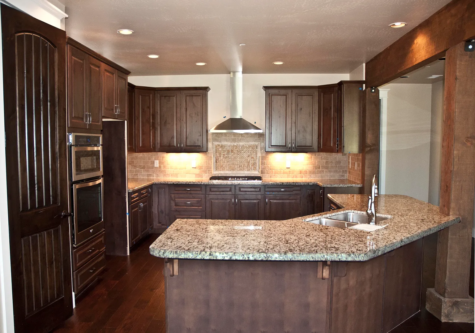 Kitchen 2